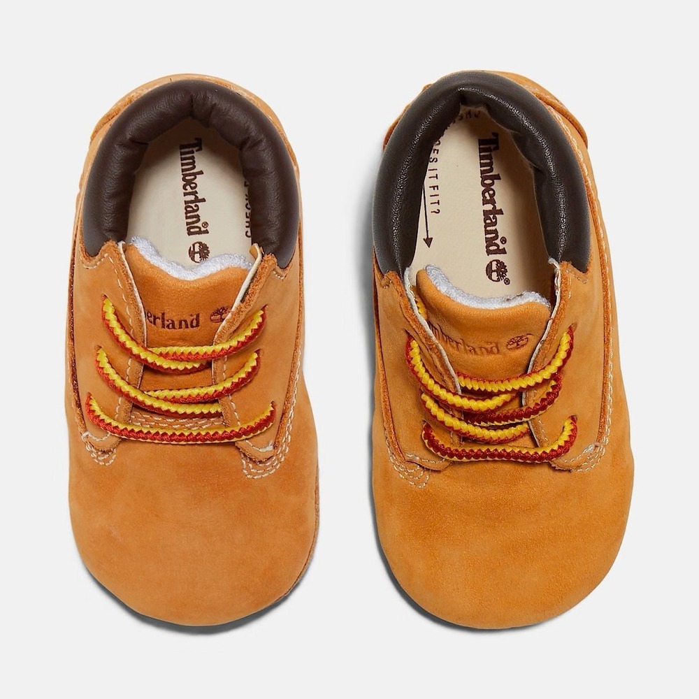 Size 0 Timberland Infant Crib Bootie & knit hat Set Wheat TB09589R231 - Picture 5 of 8